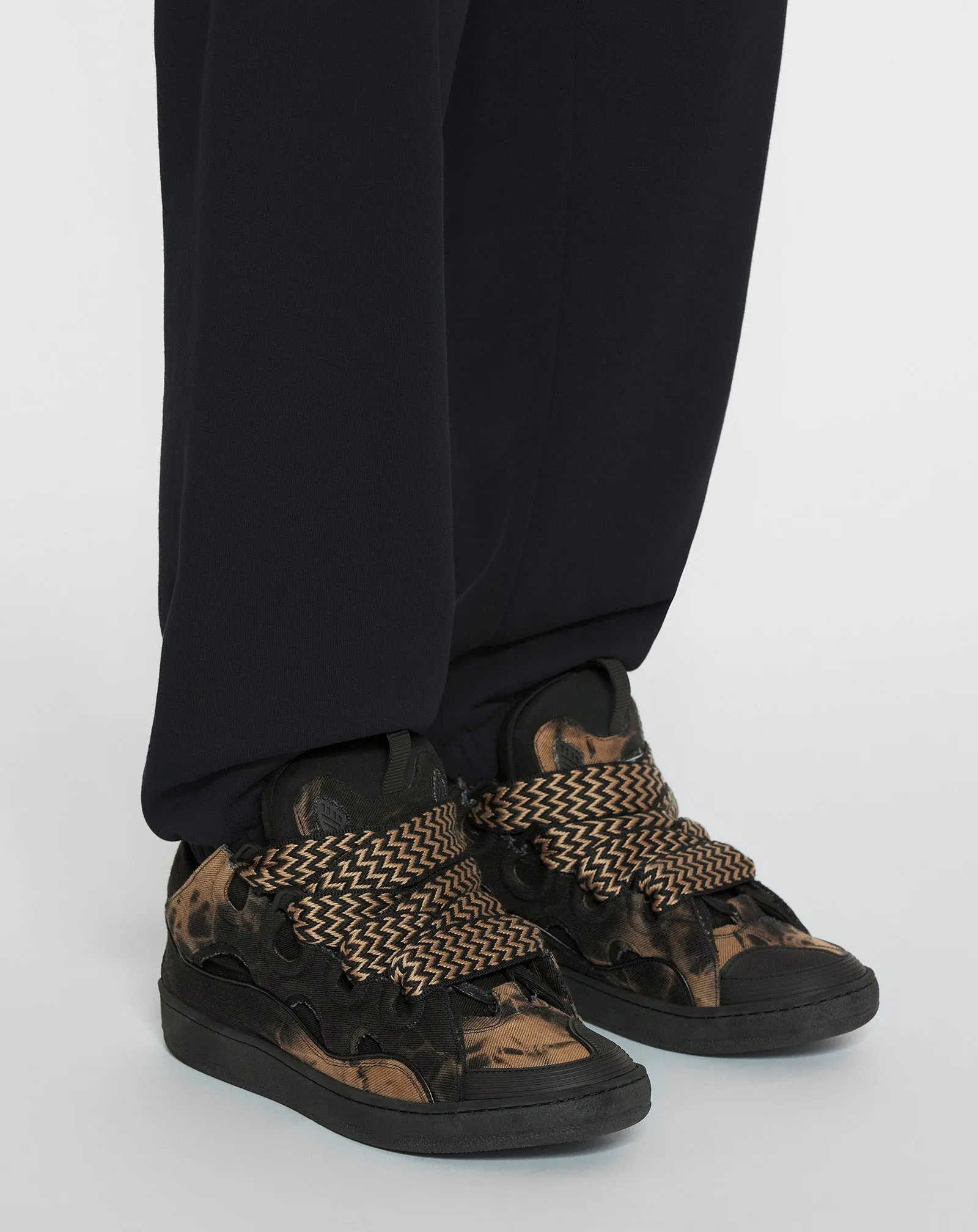CURB WASHED DENIM SNEAKERS