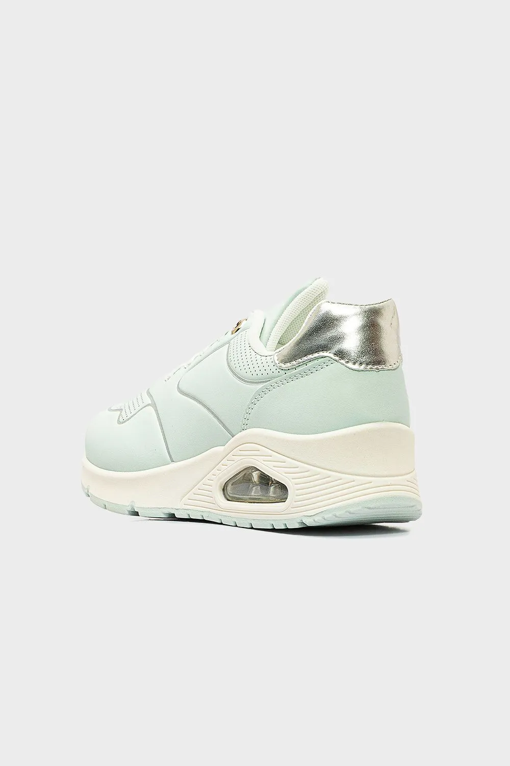 Fashionable Comfy Sneakers