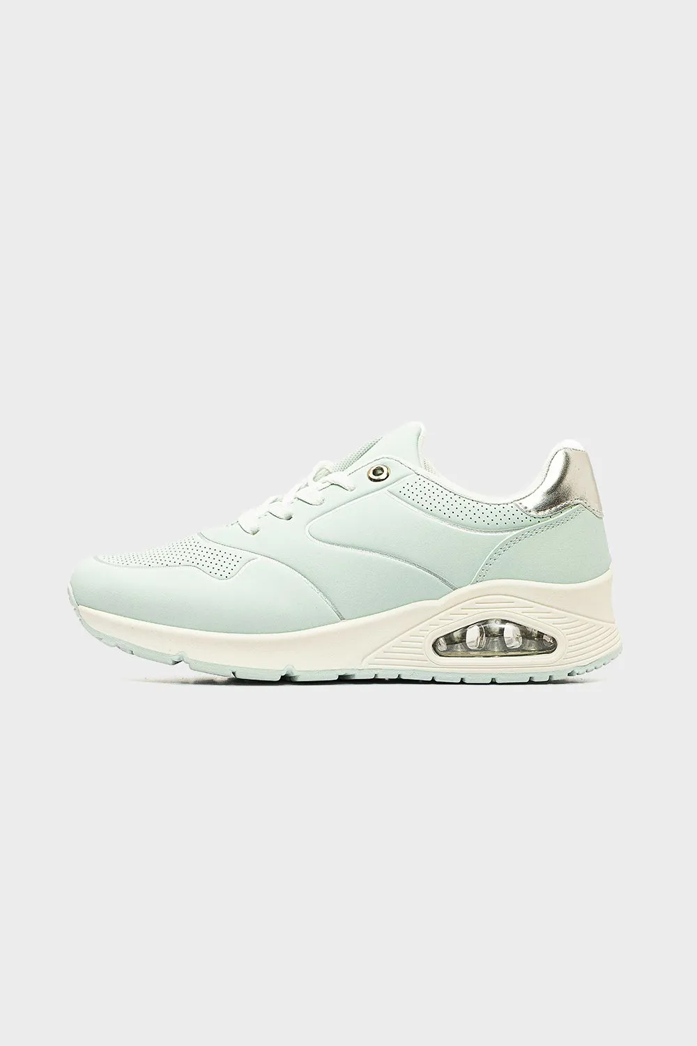 Fashionable Comfy Sneakers