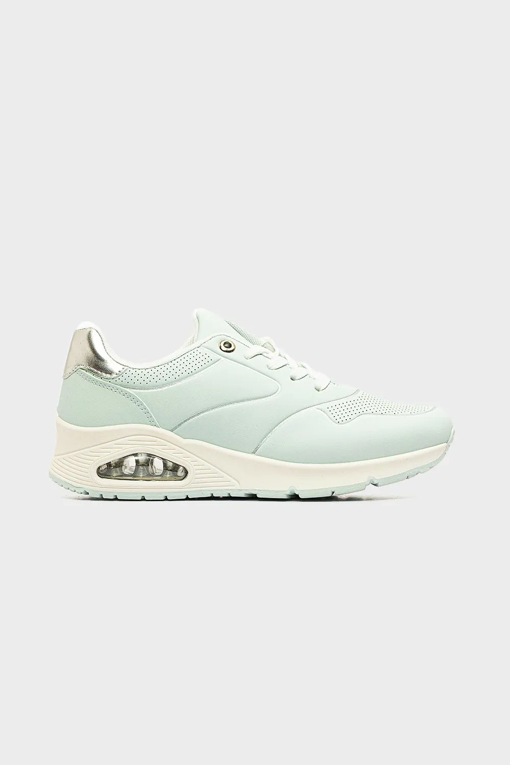 Fashionable Comfy Sneakers