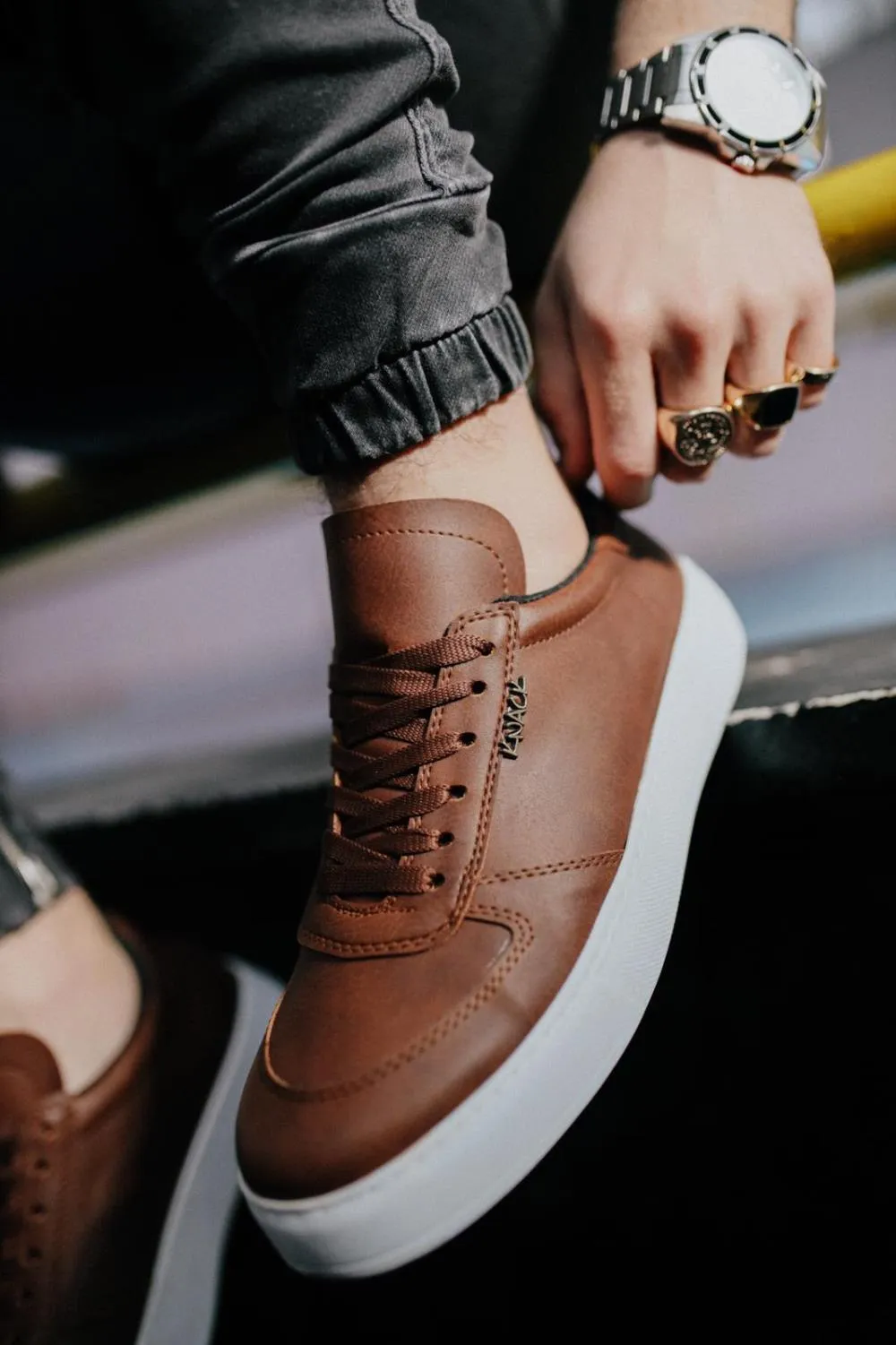 Men's Sneaker Casual Shoes 666 Tan
