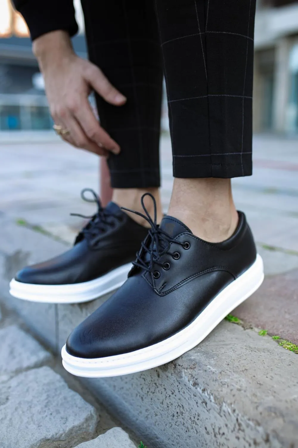 Men's Sneaker Classic Men's Shoes 001 Black (White Sole)