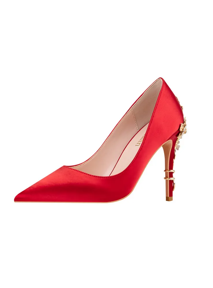 Metal Flower Pointed Satin Stiletto Wedding Shoes