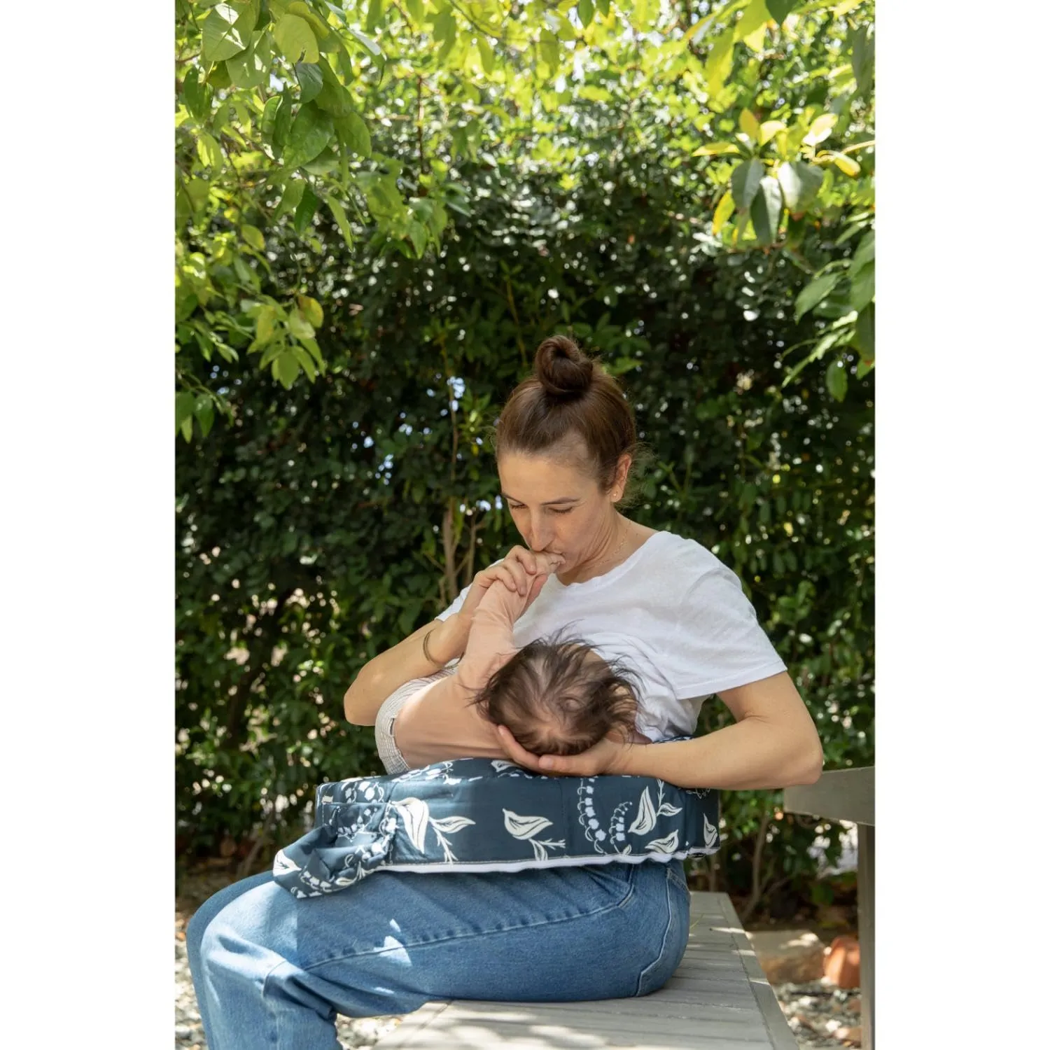 My Brest Friend Original Nursing Pillow Enhanced Ergonomics Essential Breastfeeding Pillow Support For Mom & Baby W/ Convenient Side Pocket, Double Straps & Slipcover, Navy Bluebells