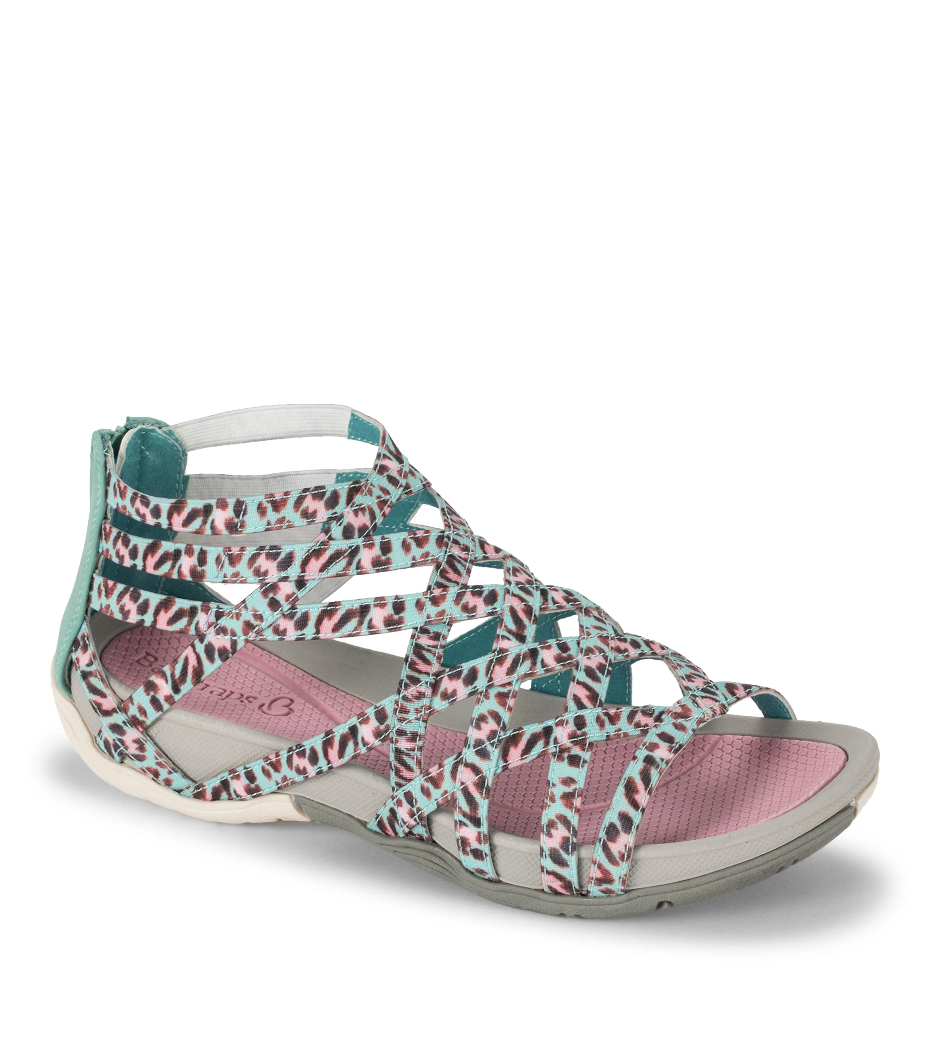 Samina Sandal