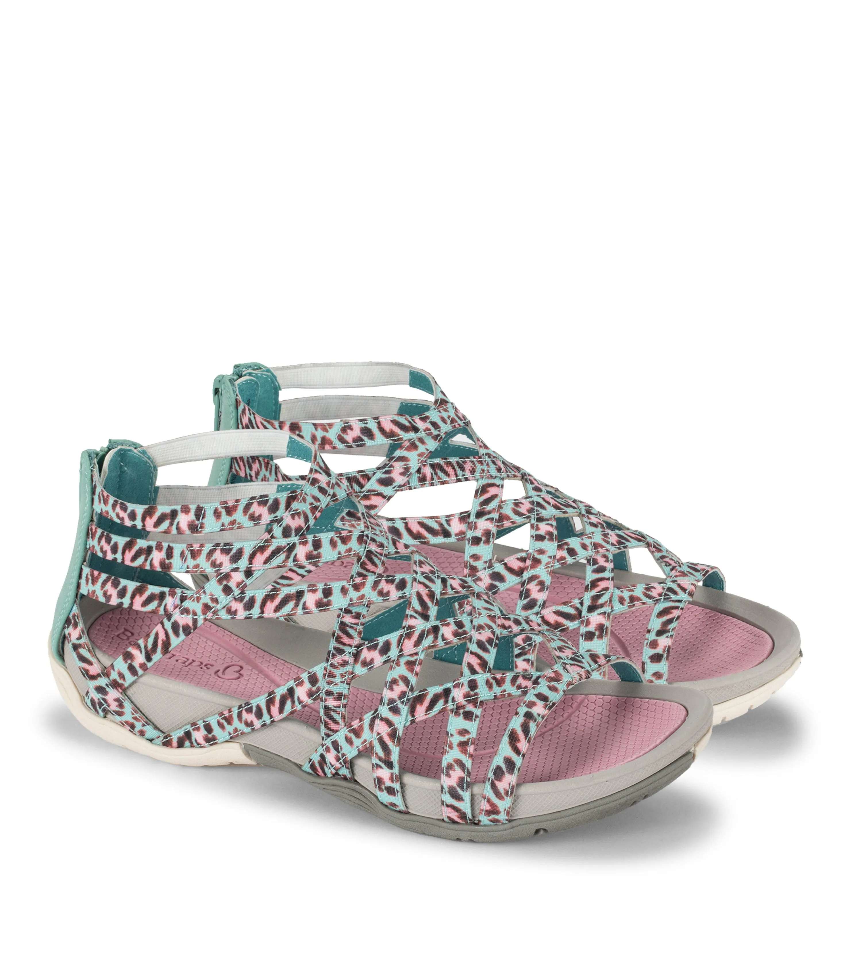 Samina Sandal