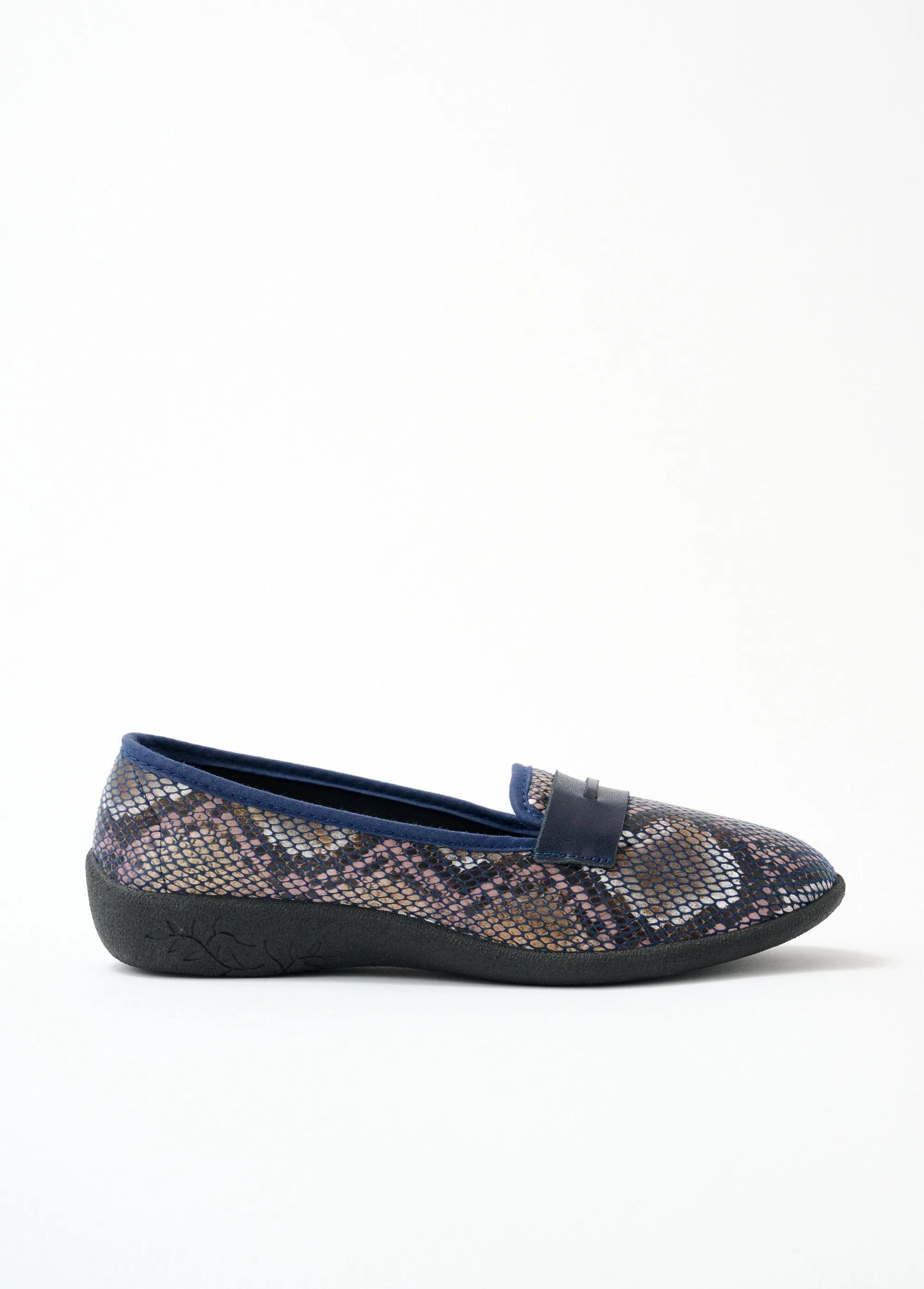Sensitive feet comfort width moccasins