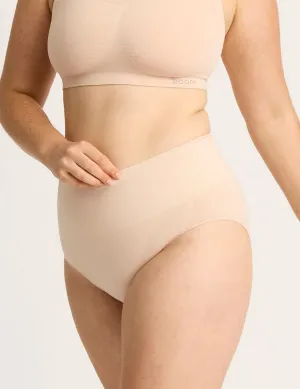 Shaper High Cut Full Briefs in Shell