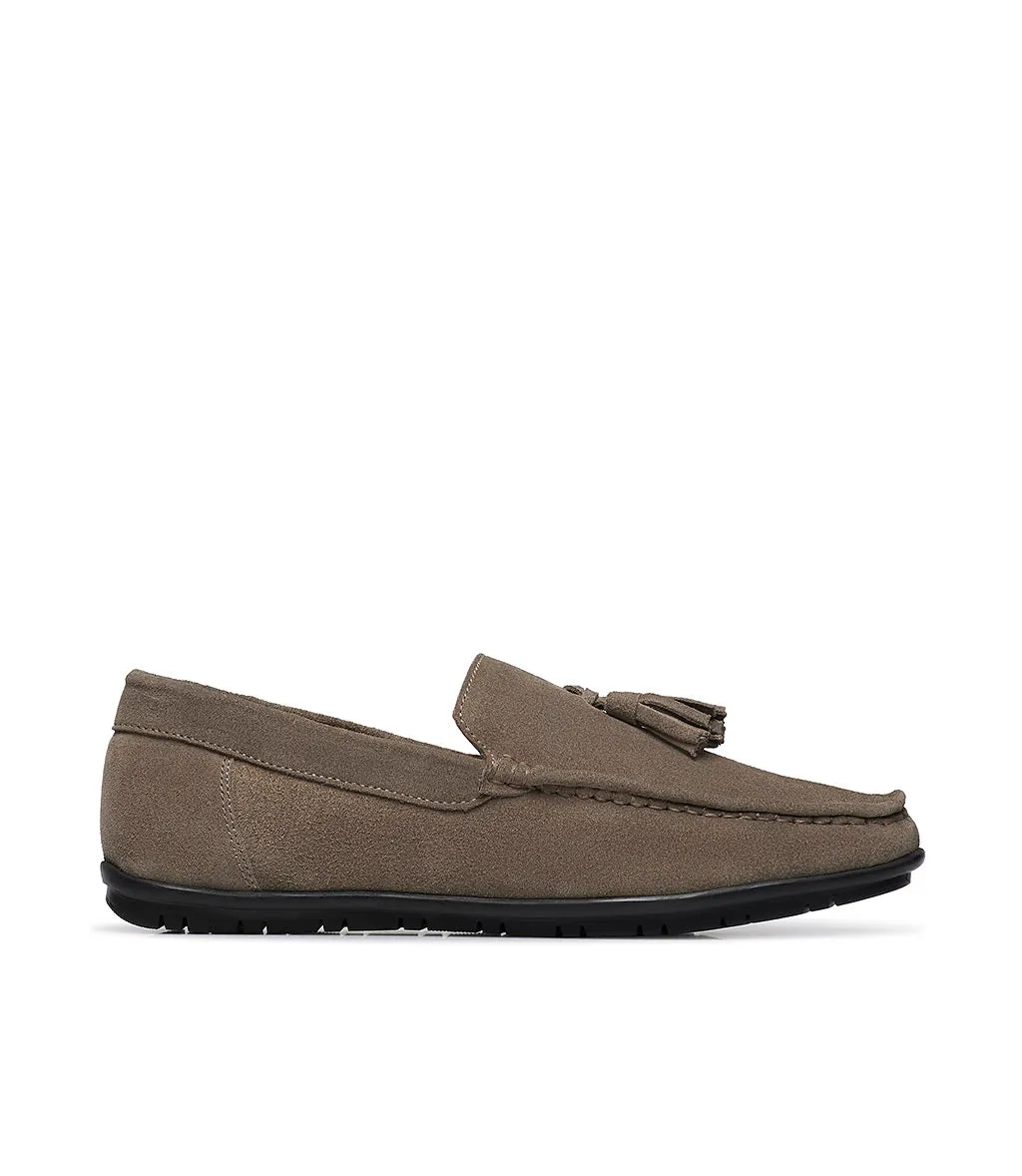 Taupe suede loafer with tassels