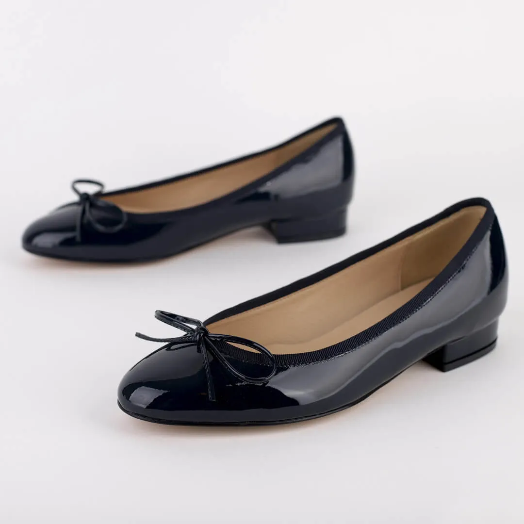 *UK size 2.5 - CLAUDIA - navy patent, 2cm heel