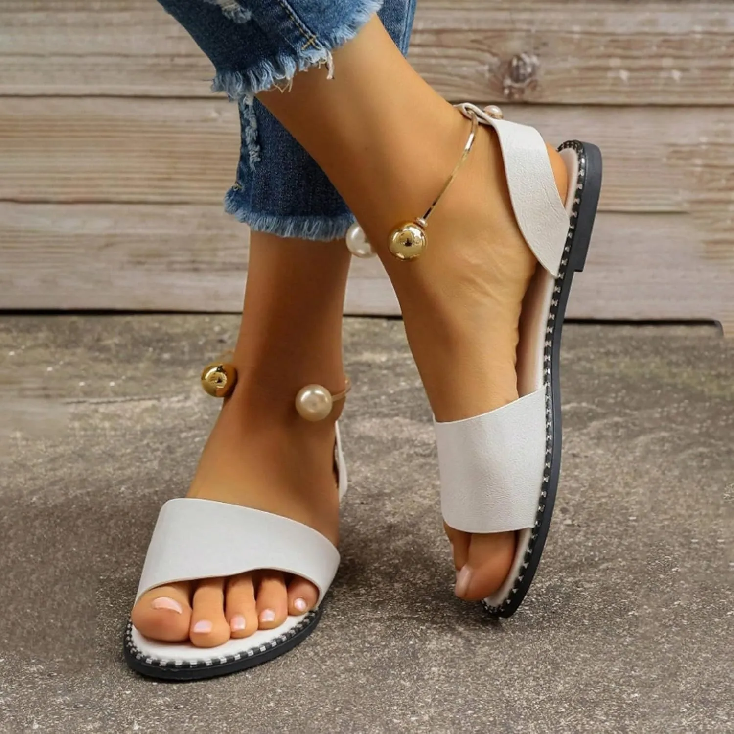 Women'S Dressy Comfortable Walking Summer Flat Sandals 2025 Open Toe Casual Fashion Solid Color Pearl Leather Sandals Summer Backless Mules Slide Walking Party Vacation Shoes for Daily Wear