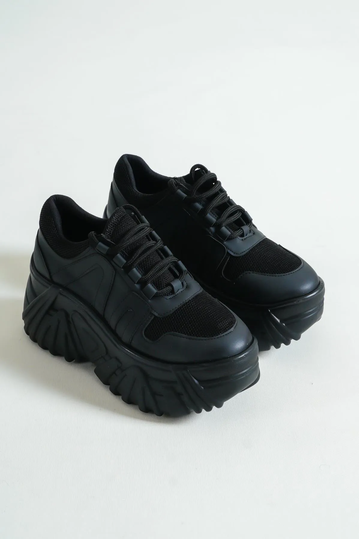 Women's shanny black high sole sneaker sports shoes