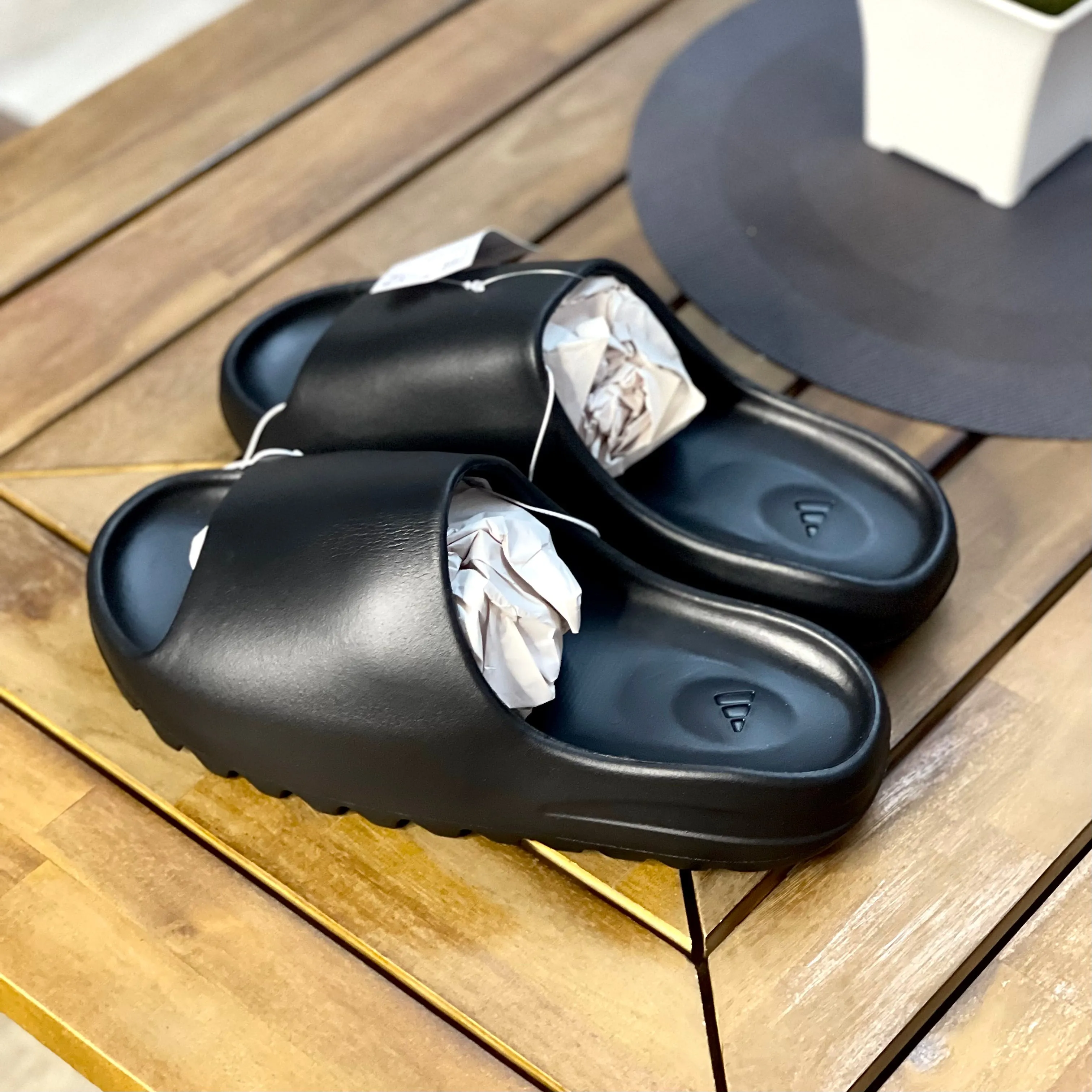 Yeezy Slide - 'Onyx'